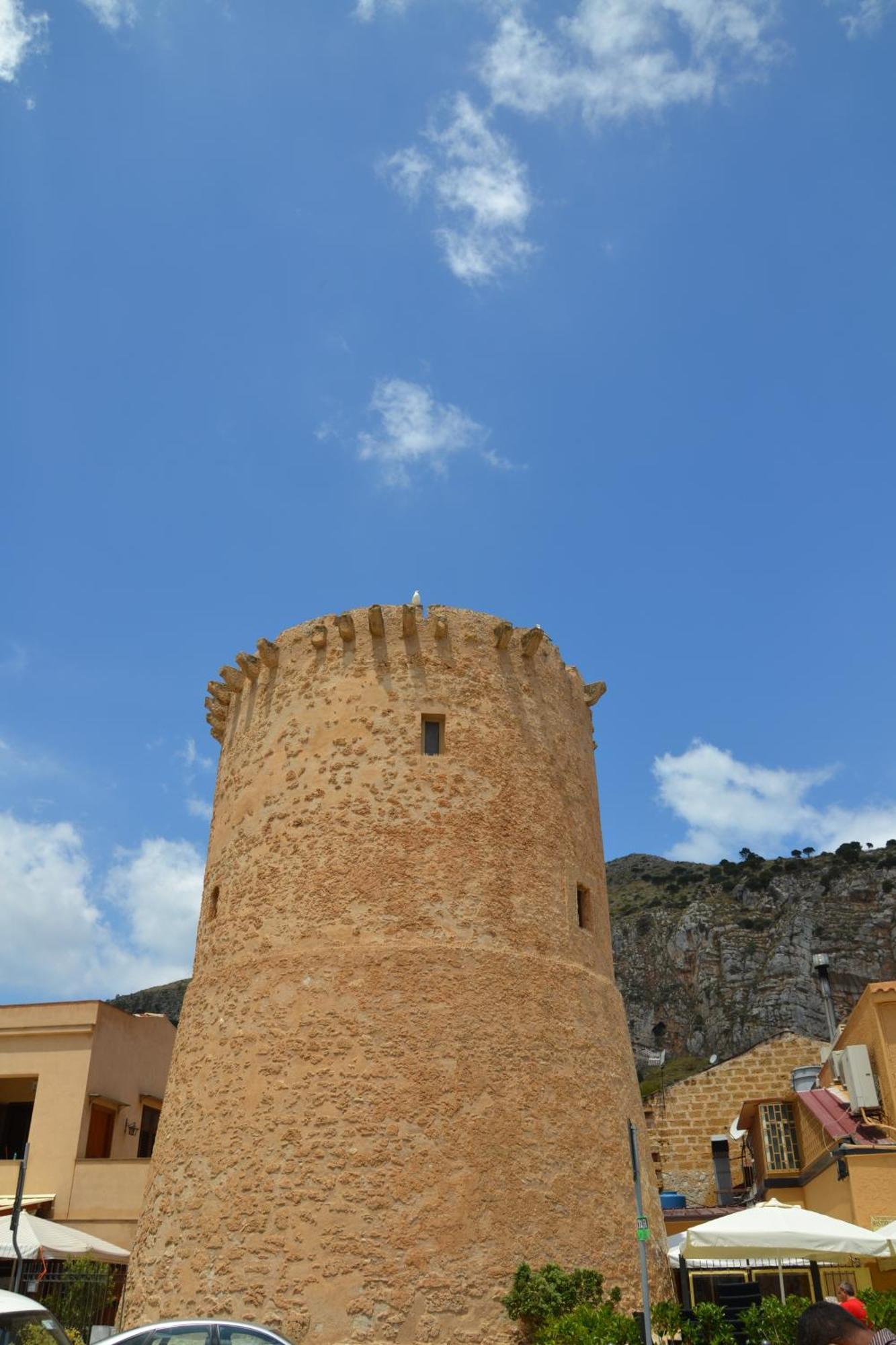 Mondello Holidays ภายนอก รูปภาพ